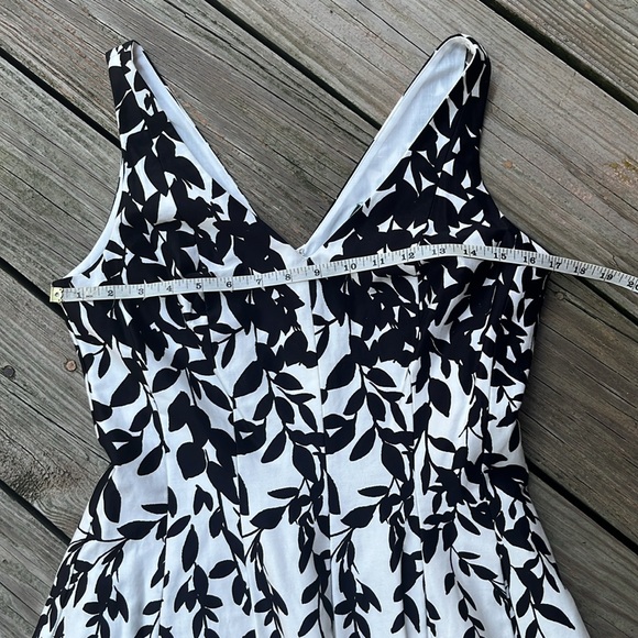 Lauren Ralph Lauren lovely fit n flare dress S - Picture 7 of 10